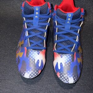 Under Armour Spotlight Franchise 4 RM USA youth football cleats boy size 3